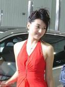 domino365 USA pada tanggal 18 (waktu setempat) Cristina Kim (Kim Cho-rong) bergegas masuk dan menghujaninya dengan sampanye saat Kim Joo-mi (22